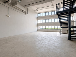 Carros Centre (D25), Factory #589531771